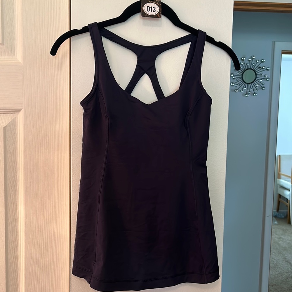NWT black Lululemon Cross back workout tank